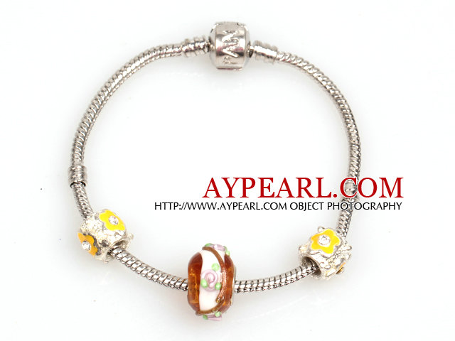 Enkelt och Fashion Style Yellow Colored Glaze Charm Bracelet