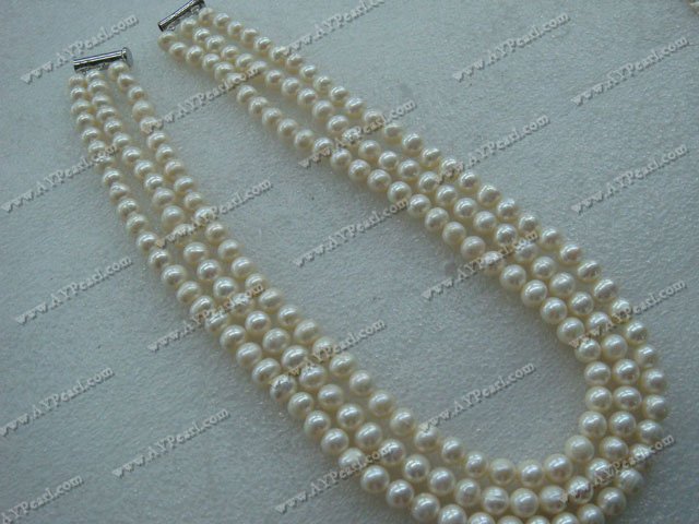 pearl necklace