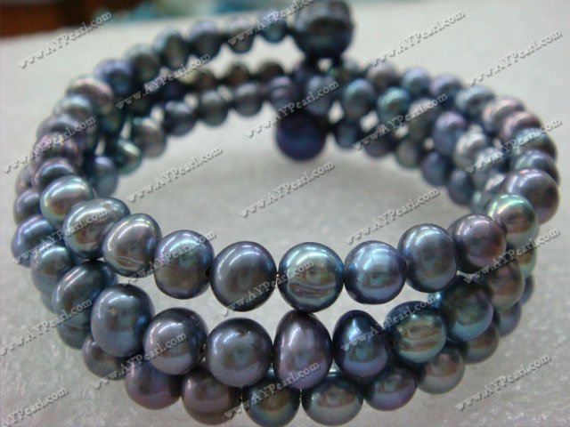 pearl bracelet