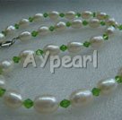 pearl crystal necklace