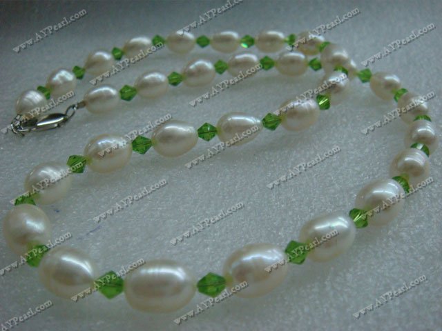 Pearl Crystal Necklace