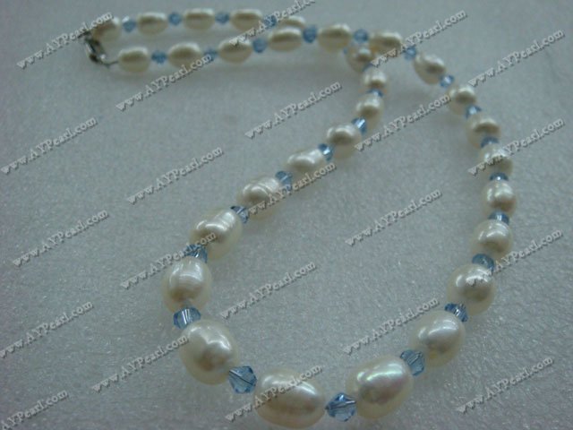 Pearl Crystal Necklace