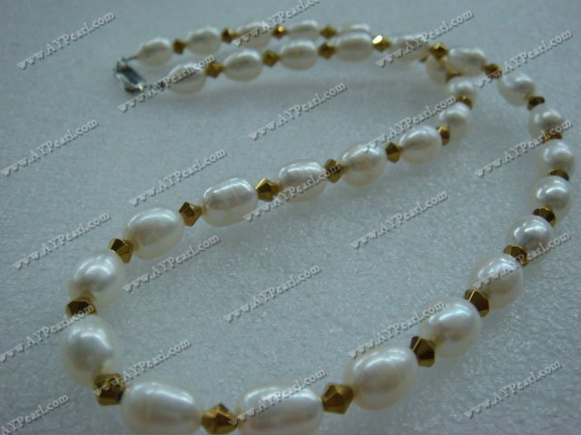 pearl crystal necklace