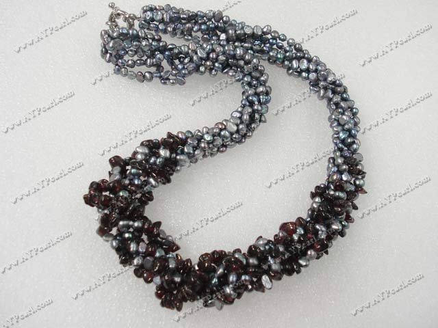 Pearl garnet  necklace