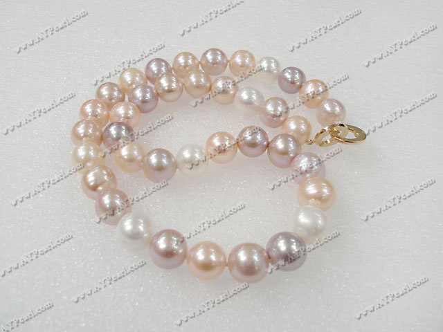 AA three color pearl necklace