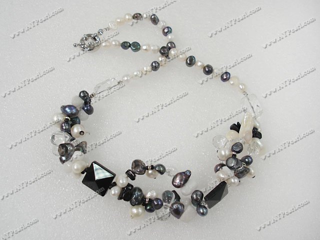 pearl crystal necklace