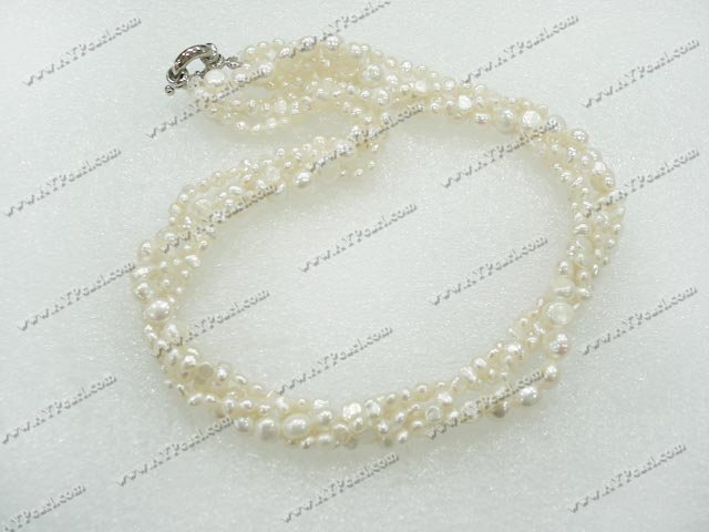 pearl necklace