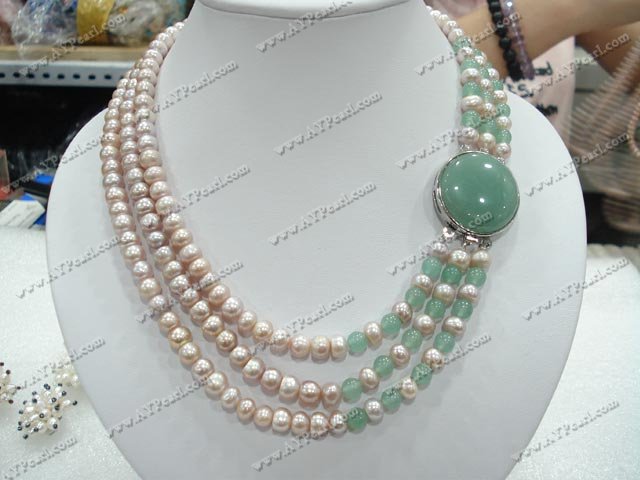 Pearl aventurine necklace