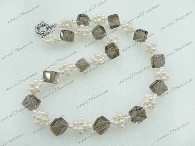 Wholesale Crystal Jewelry-pearl crystal necklace
