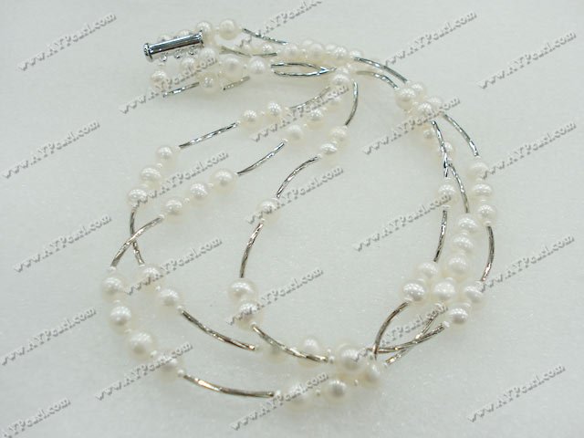 pearl necklace