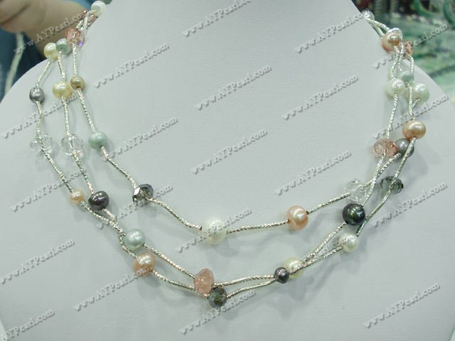 Pearl crystal necklace