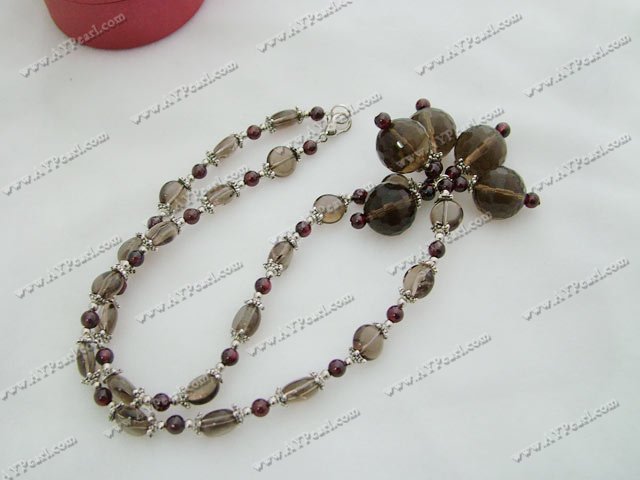 garnet smoky quartz necklace