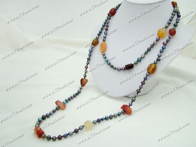 Collier de perles noires d'agate