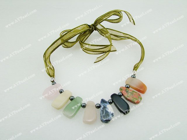 pearl colorful gem necklace