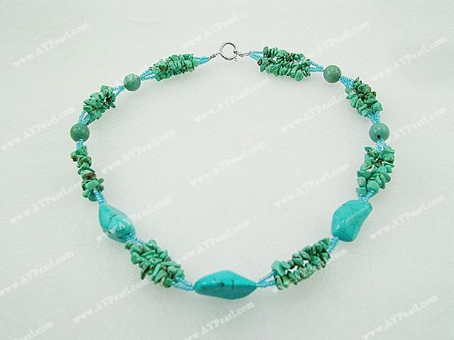 collier de turquoises