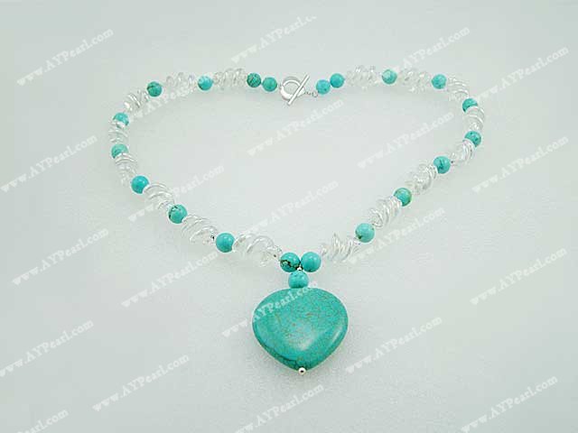 glacis de couleur turquoise collier