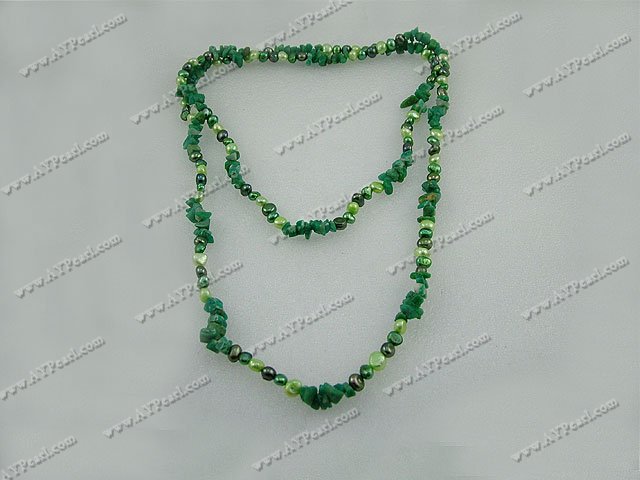 green stone pearl necklace