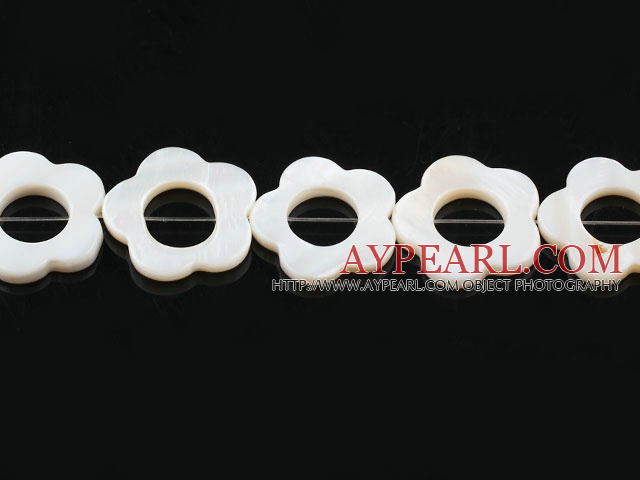 Shell Beads, White, 25mm hollow out quincunx, Sold per 15.7-inch strand