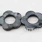 Shell Beads, Black, 25mm dyed hollow out quincunx, Sold per 15.7-inch strand