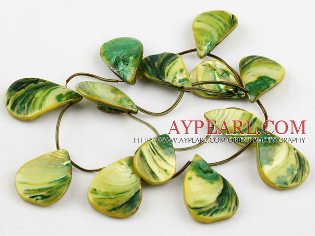 Shell Beads, Grass Green, 20*30mm dyed drop shape, Sold per 15.7-inch strand