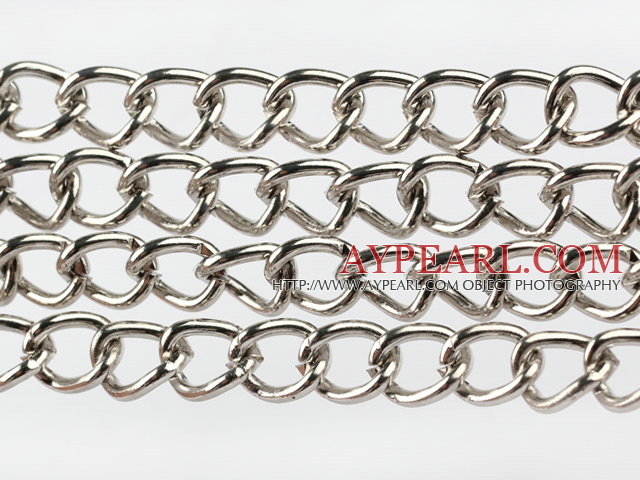 Brass chain , 9*11mm silver. Sold per 39.37inches