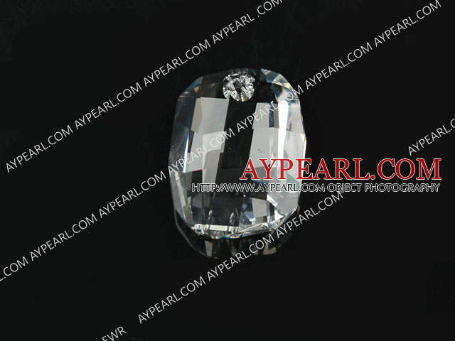Austrain crystal pendants, transparant, 28mm  heterotypic hyphosis. Sold per pkg of 2.