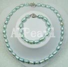 Wholesale dyed pearl set