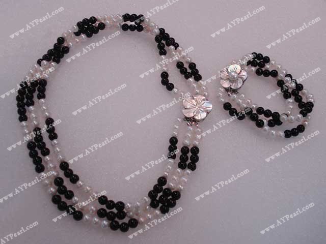 pearl agate set