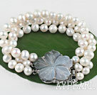 pearl bracelet