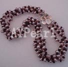 Collier de perles grenat