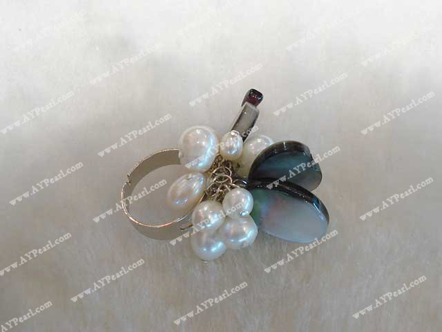 pearl black lip shell ring