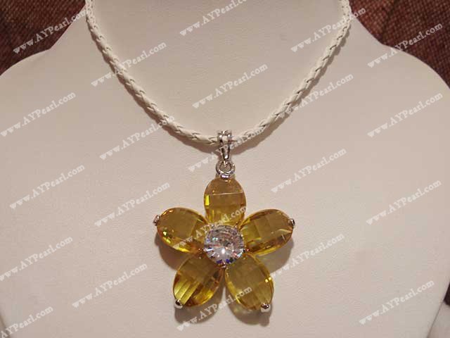 Austrian crystal jewelry-zircon flower-shaped necklace