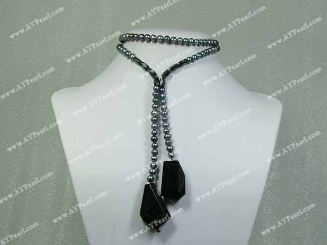 collier de perles d'agate