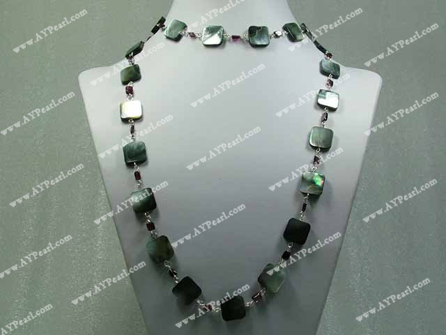 black lip shell garnet necklace