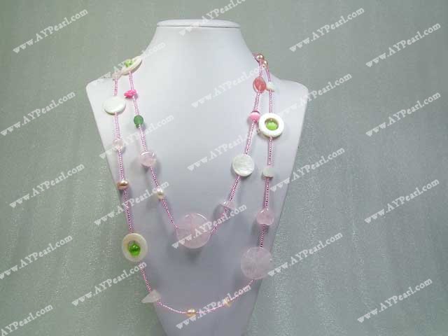 rose collier de coquillages de quartz