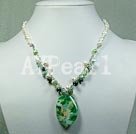 collier de perles d'agate