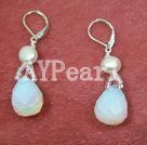 Moonstone pearl earring
