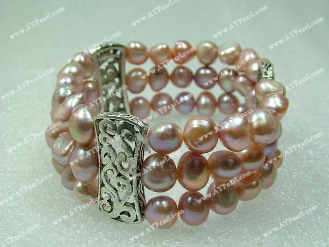 pearl bracelet