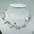 Wholesale pearl gem necklace