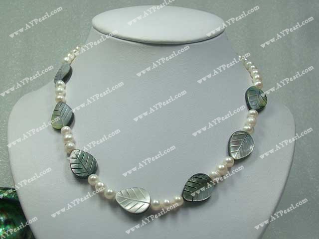 Shell Jewelry Wholesale-pearl shell necklace