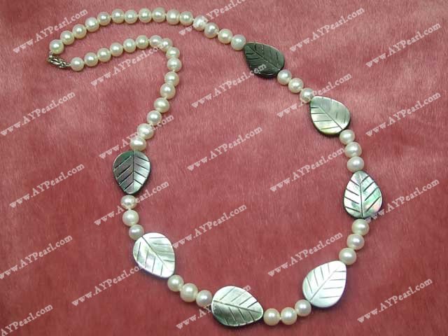 Shell Jewelry Wholesale-pearl shell necklace