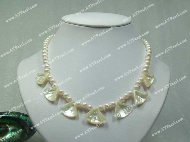 pearl shell necklace