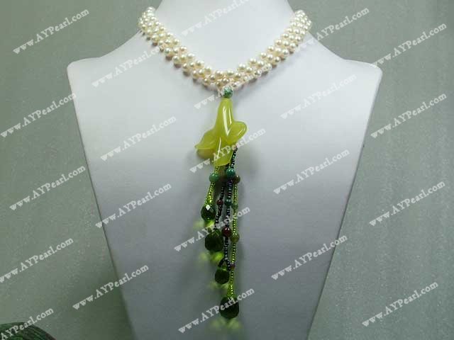 pearl olive necklace