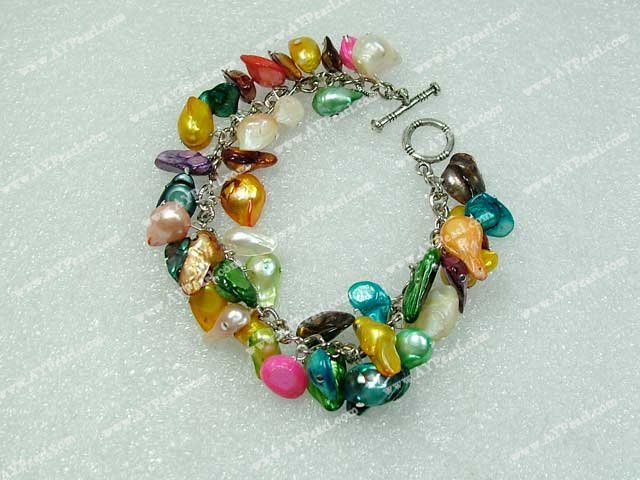 dyed pearl shell bracelet