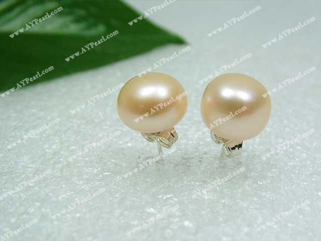 Pearl Stud
