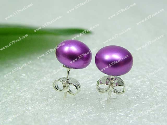 Pearl Stud