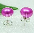 pearl stud