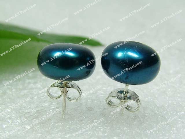 Pearl Stud