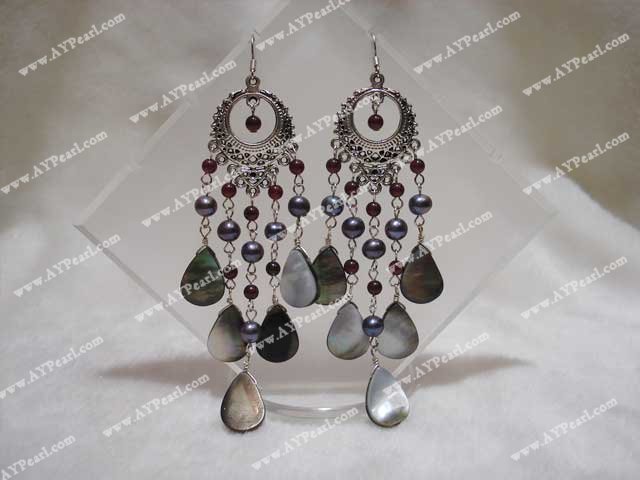 black pearl black lip shell earring