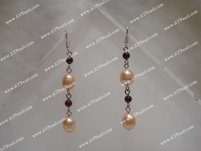 Pearl Earring Granat